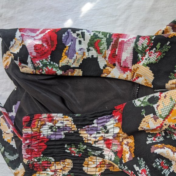 Black Floral Pattern Skater Dress - Picture 6 of 9